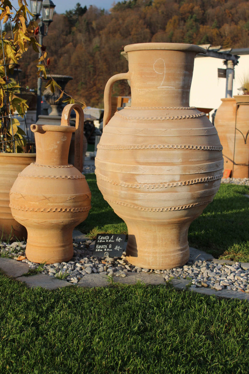Keramikvasen von Kreta-Garden